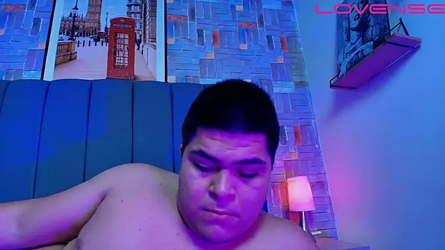 Snapshot of naomi_campbel_ chatting on March 27, 8:19 pm naomi campbel online show from March 27, 8:19 pm