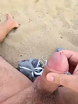 Snapshot of bounty2776 chatting on September 9, 5:12 pm bounty2776 online show from September 9, 5:12 pm