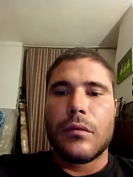 Snapshot of skatrip chatting on October 2, 10:17 pm skatrip online show from October 2, 10:17 pm