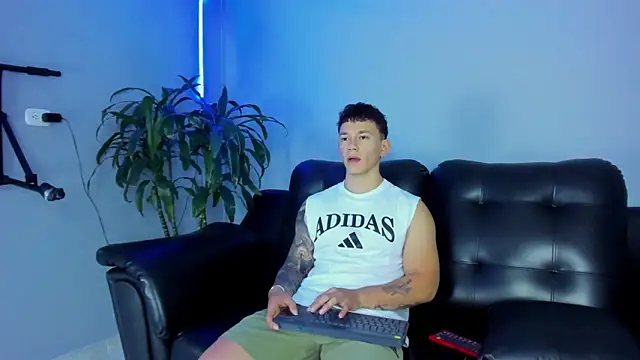 Thomas moon online show from September 29, 12:54 pm