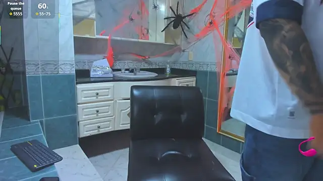 Thomas moon online show from October 14, 12:17 pm