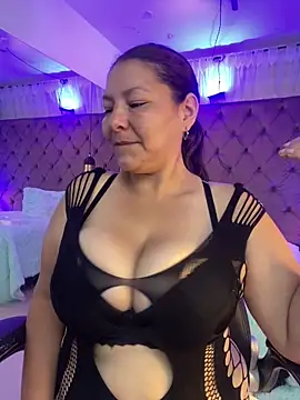 Snapshot of Sussan__ chatting on March 25, 11:49 am Sussan online show from March 25, 11:49 am