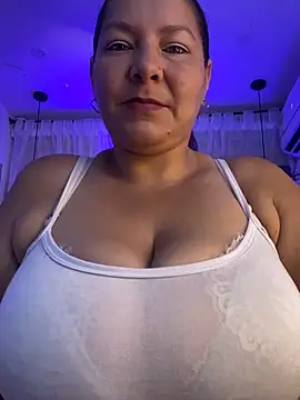 Sussan   online show from May 20, 11:49 am