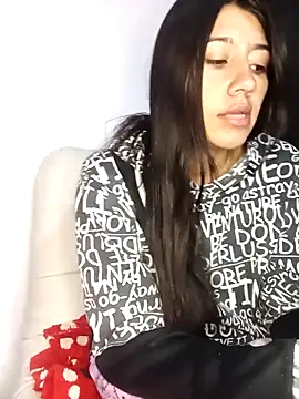 Madow Lu online show from October 2, 9:49 am