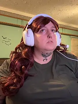 Snapshot of vanessraine chatting on January 6, 3:43 am vanessraine online show from January 6, 3:43 am