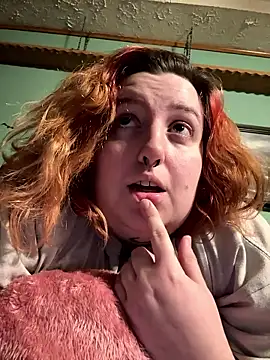 Snapshot of vanessraine chatting on January 9, 2:25 am vanessraine online show from January 9, 2:25 am