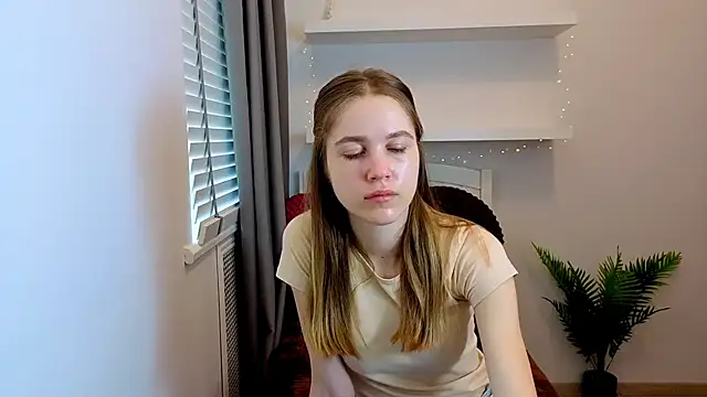 Snapshot of Spicy_Lexi chatting on May 7, 6:19 am Spicy Lexi online show from May 7, 6:19 am