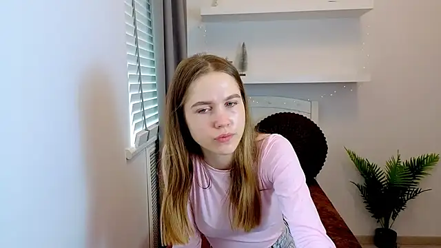 Snapshot of Spicy_Lexi chatting on May 18, 6:41 am Spicy Lexi online show from May 18, 6:41 am