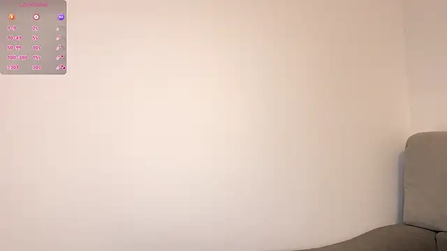 ScarlettSmithX online show from October 25, 7:30 pm