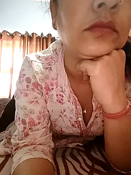 Snapshot of CUTE-PX chatting on February 16, 10:33 am CUTE-PX online show from February 16, 10:33 am