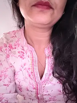 Snapshot of CUTE-PX chatting on March 18, 2:04 am CUTE-PX online show from March 18, 2:04 am