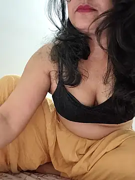 Snapshot of CUTE-PX chatting on April 16, 3:40 am CUTE-PX online show from April 16, 3:40 am