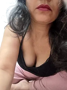 Snapshot of CUTE-PX chatting on April 17, 3:59 pm CUTE-PX online show from April 17, 3:59 pm