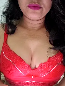 Snapshot of CUTE-PX chatting on May 7, 5:13 am CUTE-PX online show from May 7, 5:13 am