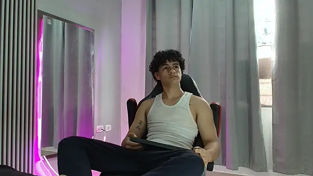 mikey banji online show from October 7, 12:46 pm