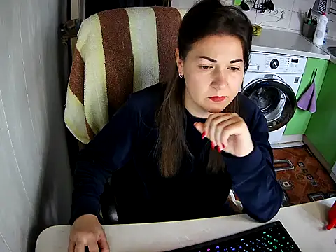 Snapshot of Adda1205 chatting on December 2, 7:47 am Adda1205 online show from December 2, 7:47 am