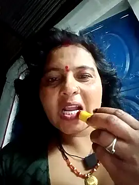 Hot komal1 online show from May 10, 8:47 pm