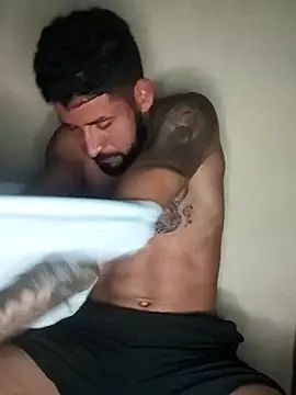 Snapshot of Alexsexygamer chatting on October 2, 1:34 am Alexsexygamer online show from October 2, 1:34 am