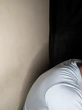 Snapshot of Alexsexygamer chatting on October 10, 2:10 am Alexsexygamer online show from October 10, 2:10 am