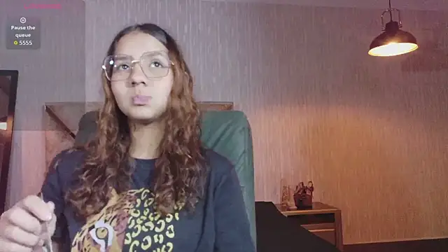 angeles azul online show from October 4, 12:14 pm