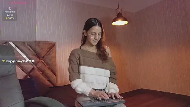 angeles azul online show from October 7, 2:47 pm