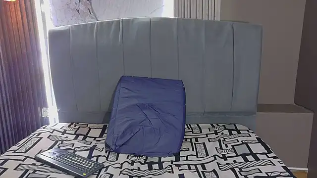 Snapshot of angeles_azul chatting on March 4, 3:40 pm angeles azul online show from March 4, 3:40 pm