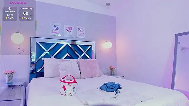 Snapshot of meloody7 chatting on September 22, 11:56 am meloody7 online show from September 22, 11:56 am