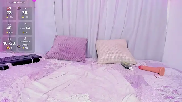 Snapshot of meloody7 chatting on March 10, 4:06 am meloody7 online show from March 10, 4:06 am