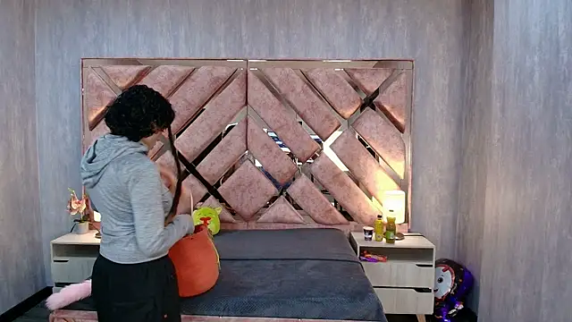 Snapshot of Babyyrasta666 chatting on October 18, 4:15 am Babyyrasta666 online show from October 18, 4:15 am