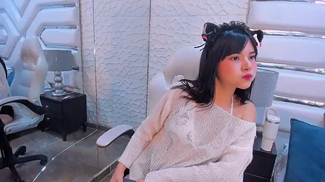 Snapshot of TatiLee chatting on September 24, 9:51 pm TatiLee online show from September 24, 9:51 pm