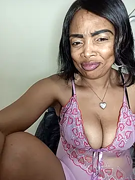 Snapshot of SEXYMOANSXX chatting on April 10, 5:34 am SEXYMOANSXX online show from April 10, 5:34 am