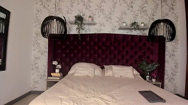 Snapshot of nicktorn chatting on October 2, 12:34 pm nicktorn online show from October 2, 12:34 pm