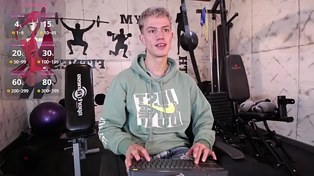 Snapshot of nicktorn chatting on October 29, 1:35 pm nicktorn online show from October 29, 1:35 pm