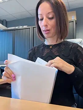 spycyfanny online show from October 22, 6:35 am