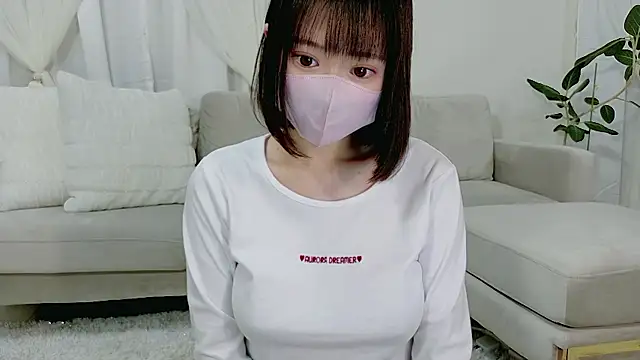 Snapshot of anone10101 chatting on March 13, 11:39 am anone10101 online show from March 13, 11:39 am