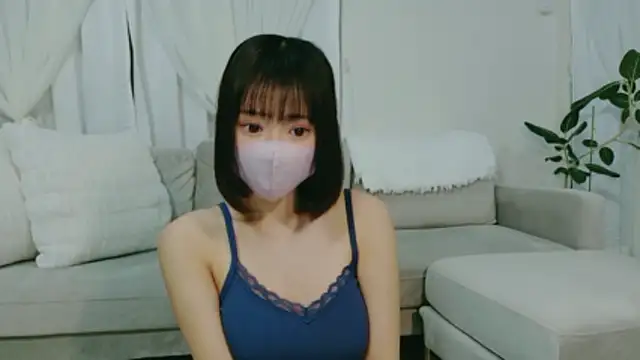 Snapshot of anone10101 chatting on March 16, 11:03 am anone10101 online show from March 16, 11:03 am