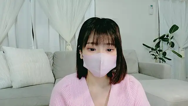 Snapshot of anone10101 chatting on March 31, 2:06 pm anone10101 online show from March 31, 2:06 pm