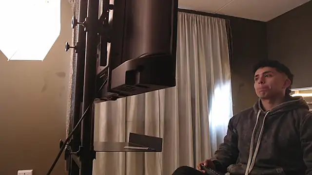 PaulEvens online show from October 21, 1:12 pm