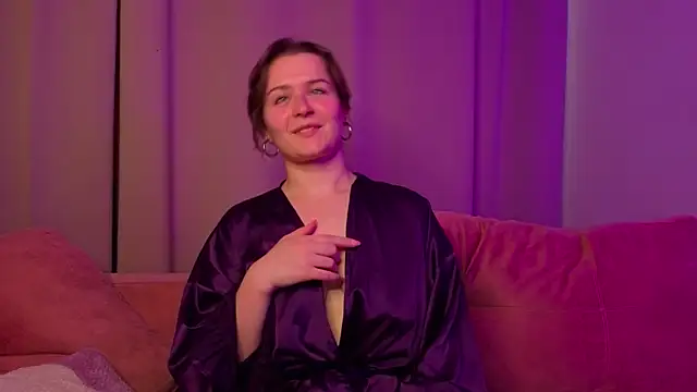 MeghanEdge online show from September 11, 7:41 am