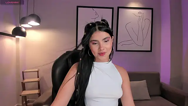 MiaLaurence online show from October 2, 7:21 pm