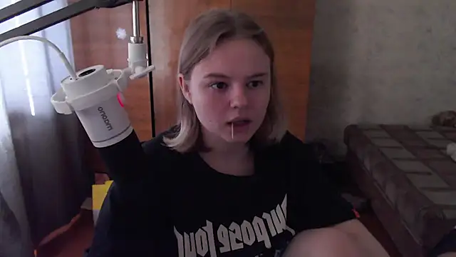 SlipperSherry online show from October 1, 8:20 am