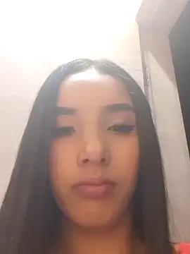 GabyGrifin online show from October 31, 3:18 am