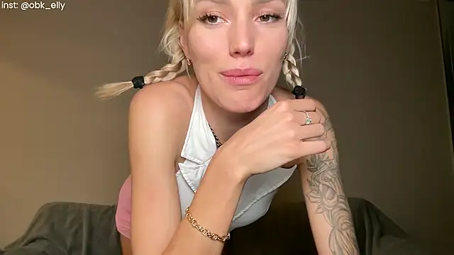 Snapshot of Ohbabykelly chatting on February 7, 2:15 am Ohbabykelly online show from February 7, 2:15 am