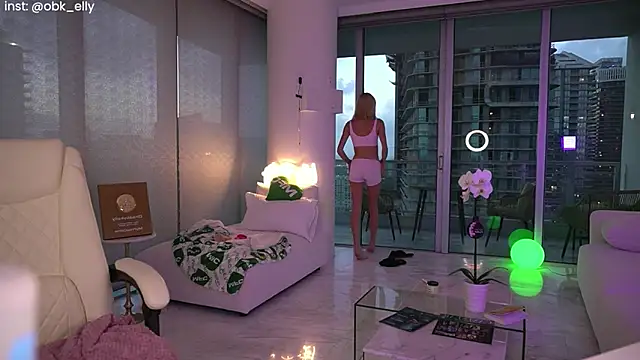 Snapshot of Ohbabykelly chatting on March 5, 11:34 pm Ohbabykelly online show from March 5, 11:34 pm