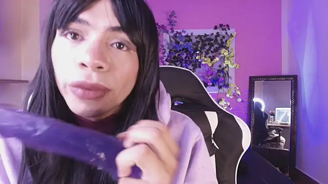 Katy bratz  online show from October 27, 1:53 am