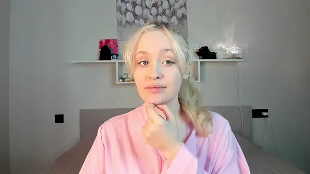 Julliakoill online show from February 6, 10:07 am