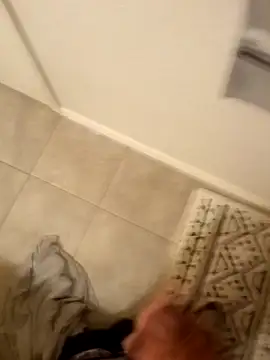 Snapshot of Mikelawrryy24_ chatting on October 22, 11:10 am Mikelawrryy24 online show from October 22, 11:10 am