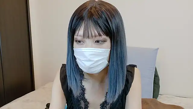 sarina at online show from November 17, 9:26 am