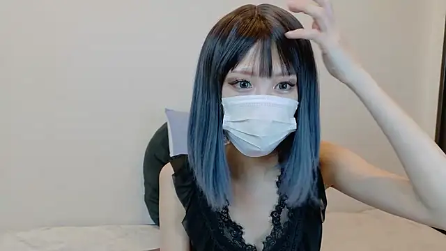 sarina at online show from February 18, 4:19 am