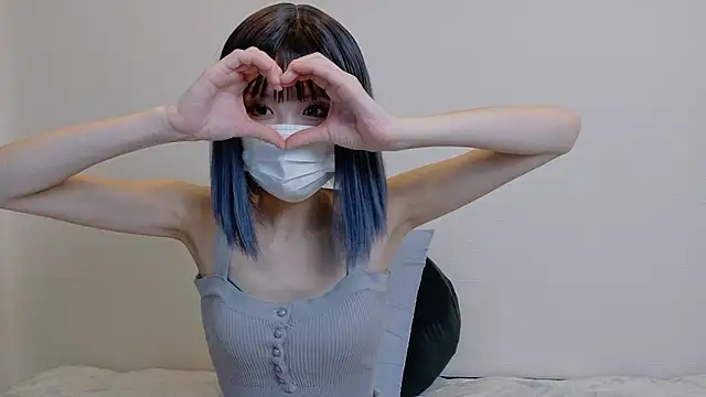 sarina at online show from April 28, 4:28 am